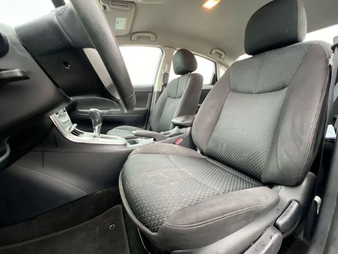 Used 2014 Nissan Sentra SR w/ SR Driver Package image 16