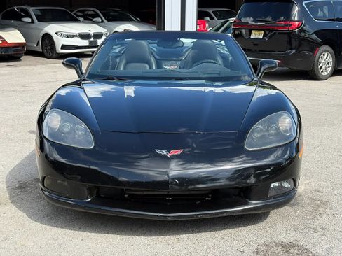 Used 2005 Chevrolet Corvette Coupe w/ Preferred Equipment Group RWD image 7