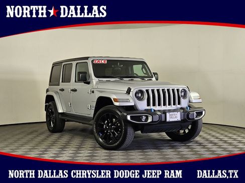 Used 2023 Jeep Wrangler Unlimited Sahara w/ Cold Weather Group AWD/4WD image 1
