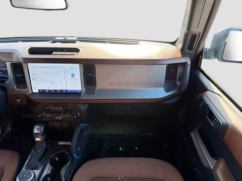 Used 2023 Ford Bronco Outer Banks AWD/4WD image 17