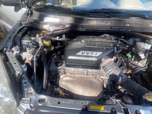 Used 2005 Toyota RAV4 2WD image 26