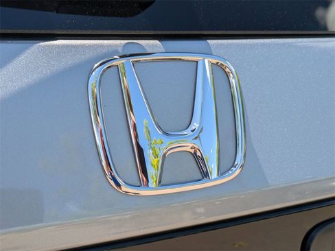 Used 2025 Honda Pilot EX-L image 24