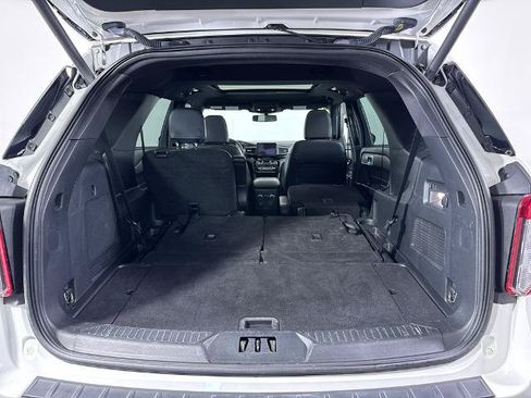 Certified 2023 Ford Explorer ST-Line w/ Class IV Trailer Tow Package AWD/4WD image 7