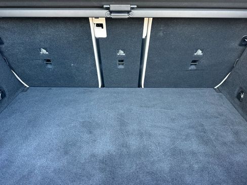 Used 2026 Mercedes-Benz GLC 300 image 34