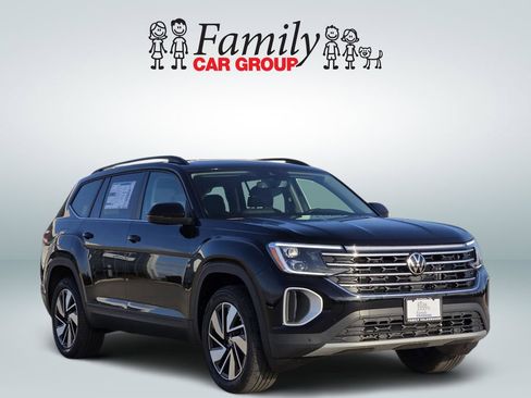 New 2026 Volkswagen Atlas SE FWD image 2