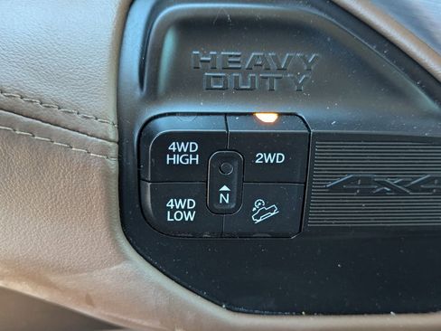 Used 2022 RAM 2500 Limited AWD/4WD image 21