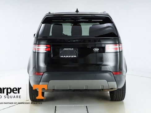 Used 2017 Land Rover Discovery HSE Luxury image 48