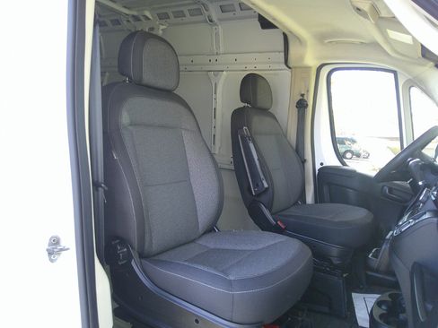 Used 2022 RAM ProMaster 2500 image 46