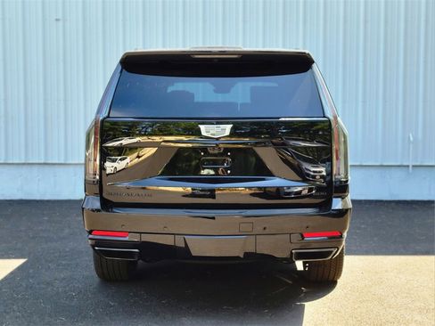 New 2025 Cadillac Escalade ESV Sport Platinum w/ LPO, ONYX Package image 4