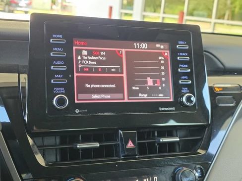 Used 2022 Toyota Camry LE FWD image 14