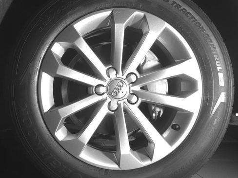 Used 2016 Audi Q5 2.0T Premium image 9