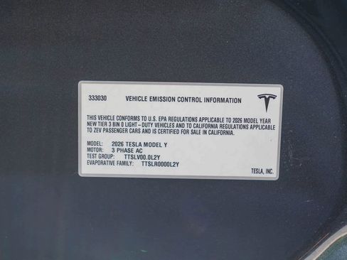Used 2026 Tesla Model Y AWD image 26