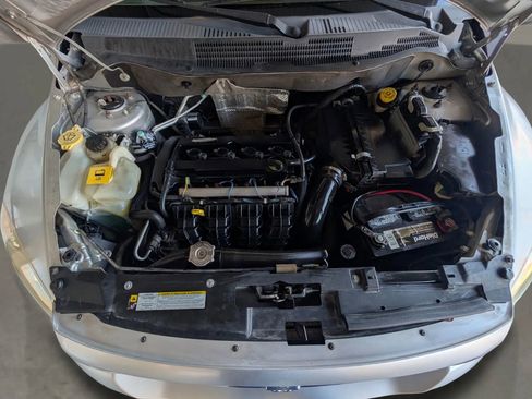 Used 2010 Dodge Caliber SXT FWD image 13