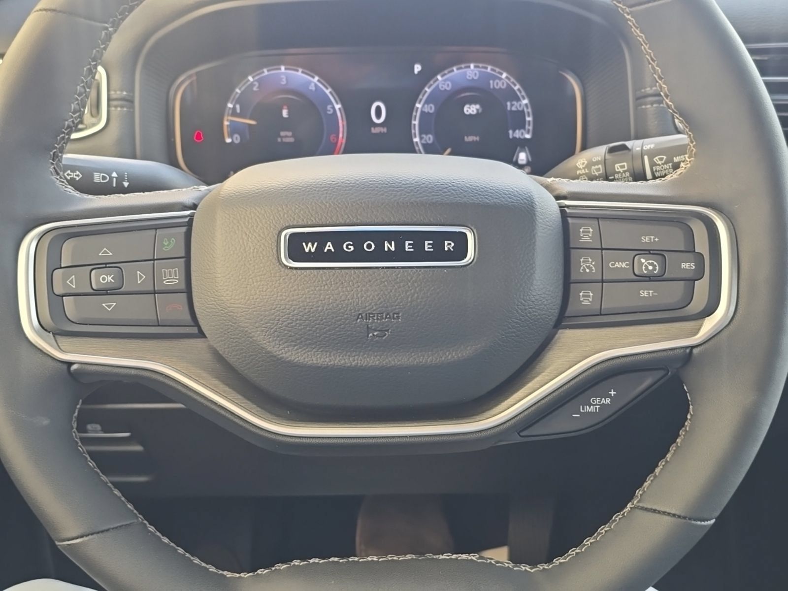 Used 2025 Jeep Wagoneer 4WD image 20