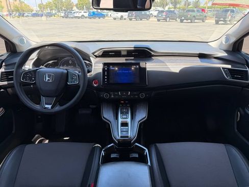 Used 2019 Honda Clarity Plug-In Hybrid image 17