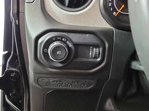 Used 2024 Jeep Wrangler Sport AWD/4WD image 14
