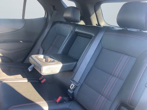 Used 2022 Chevrolet Equinox RS image 14