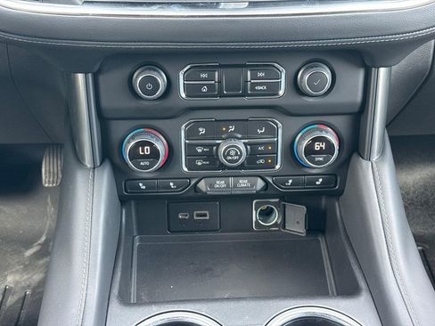 Used 2022 Chevrolet Tahoe LT AWD/4WD image 15