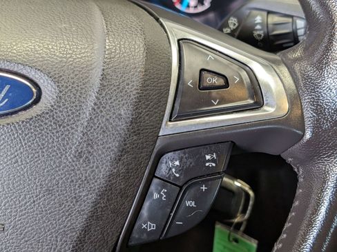 Used 2014 Ford Fusion SE w/ Equipment Group 202A image 22