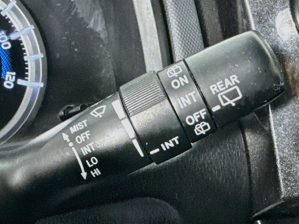 Used 2018 Toyota 4Runner TRD Off-Road Premium AWD/4WD image 14