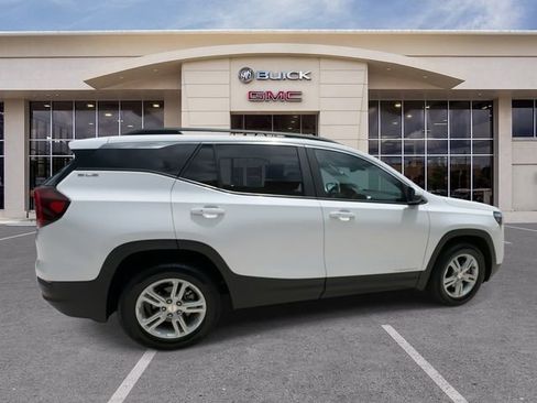 Certified 2023 GMC Terrain SLE w/ Driver Convenience Package FWD image 15