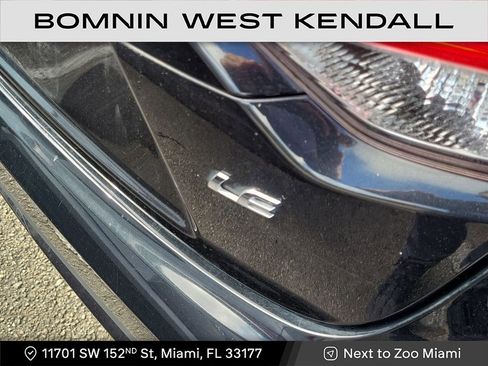 Used 2021 Toyota Corolla LE image 5