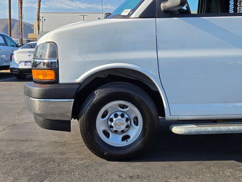 Used 2024 Chevrolet Express 2500 w/ Driver Convenience Package RWD image 9