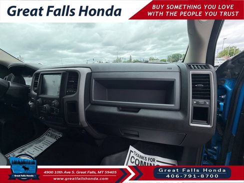 Used 2019 RAM 1500 Express w/ Hydro Blue Sport Package AWD/4WD image 29