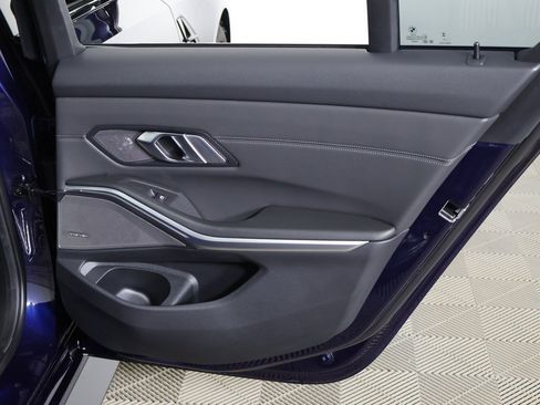 Used 2023 BMW M3 image 28