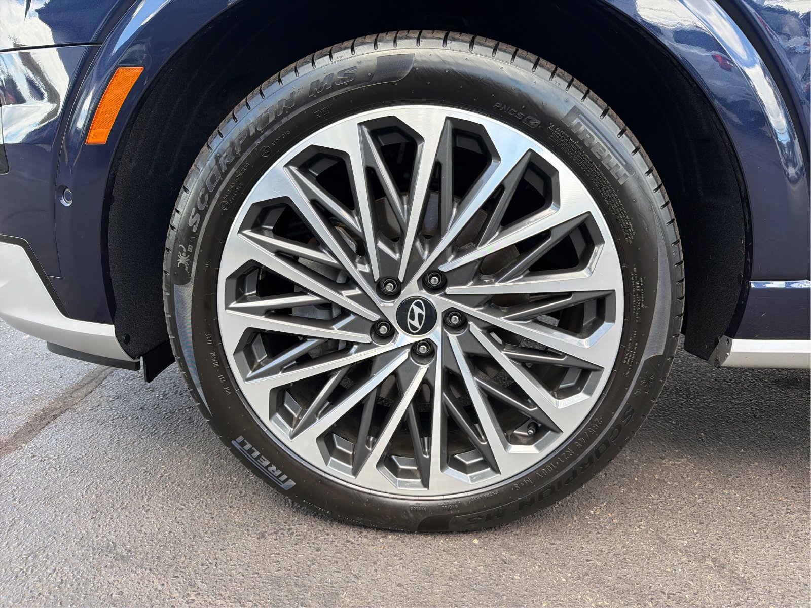 Certified 2026 Hyundai Palisade Calligraphy AWD/4WD image 25