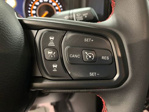 Used 2024 Jeep Gladiator Rubicon w/ Safety Group image 21