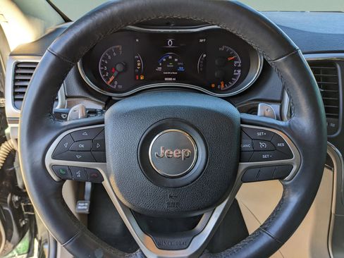 Used 2014 Jeep Grand Cherokee Limited image 28