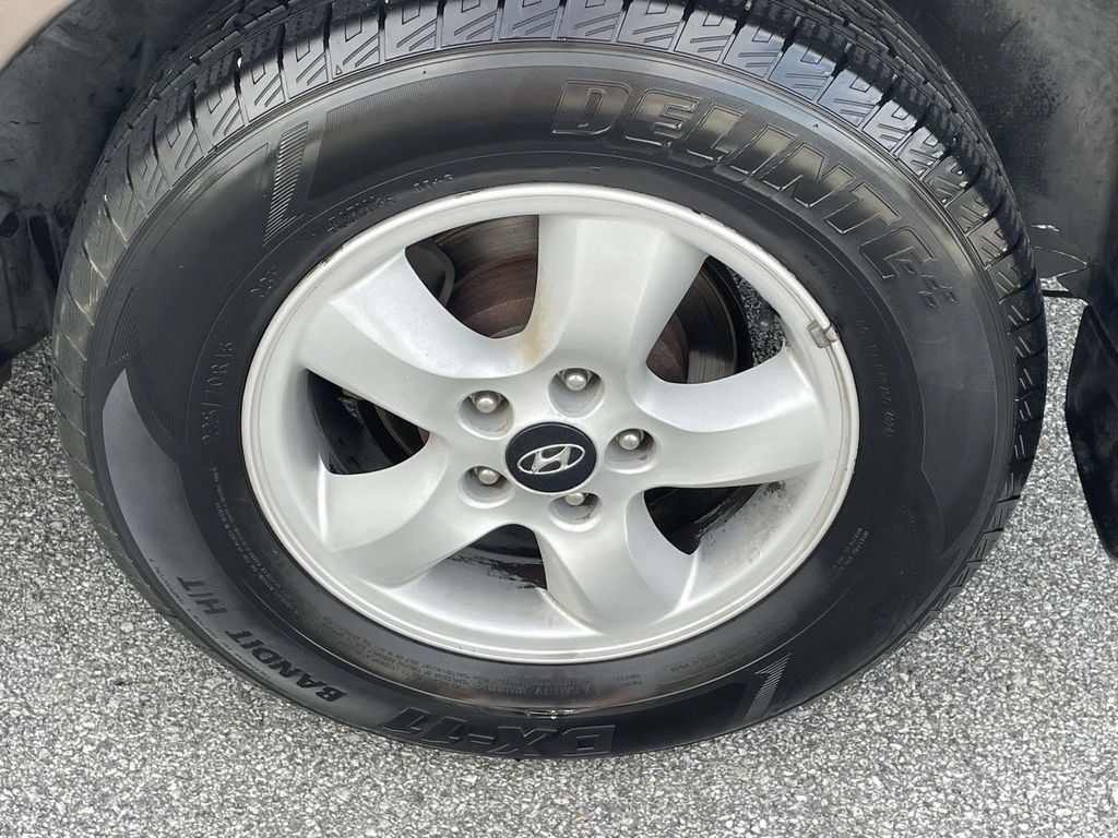 Used 2005 Hyundai Santa Fe GLS FWD image 7