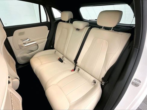 Used 2026 Mercedes-Benz GLA 250 image 18