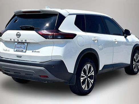 Used 2023 Nissan Rogue SV AWD/4WD image 5