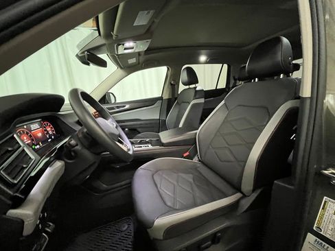 Certified 2024 Volkswagen Atlas Peak Edition SE image 11