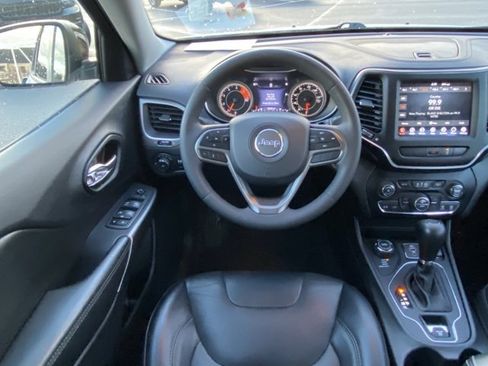 Used 2022 Jeep Cherokee Latitude Lux image 28