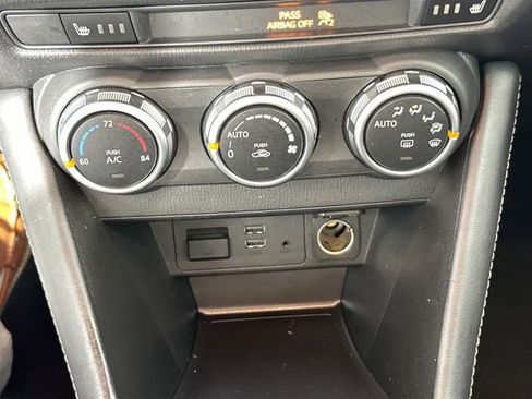 Used 2019 MAZDA CX-3 Touring AWD/4WD image 13