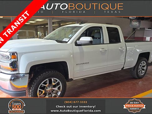 Used 2017 Chevrolet Silverado 1500 LT w/ Trailering Package image 1