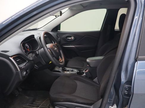 Used 2020 Jeep Cherokee Latitude image 26