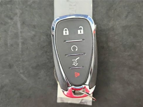 Used 2023 Chevrolet Equinox LT FWD image 21