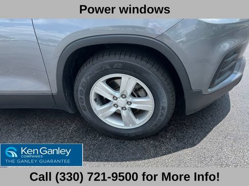 Used 2020 Chevrolet Trax LS w/ Tint and Cruise Package FWD image 21