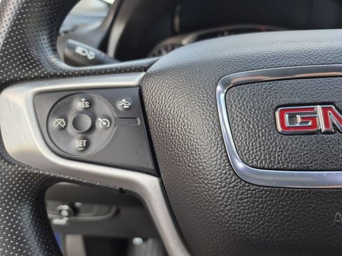 Used 2022 GMC Terrain SLE AWD/4WD image 19