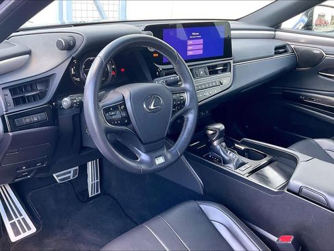 Used 2024 Lexus ES 300h F Sport w/ Accessory Package (Z1) image 17