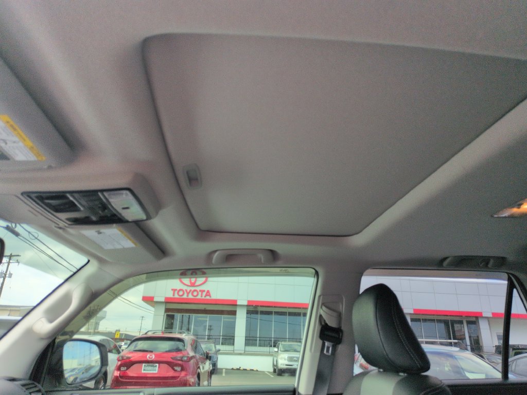 Certified 2022 Toyota 4Runner SR5 Premium w/ Moonroof Package AWD/4WD image 21