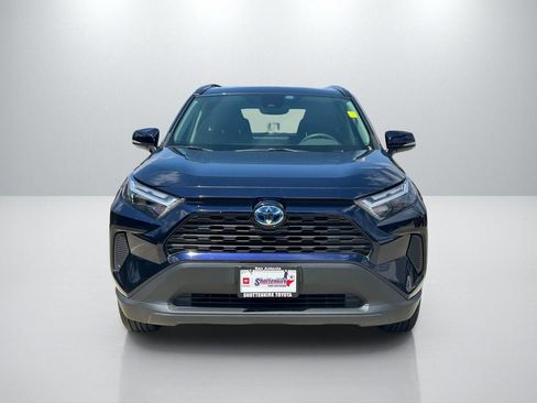 Used 2023 Toyota RAV4 XLE AWD/4WD image 2