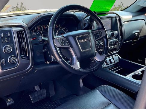 Used 2018 GMC Sierra 1500 SLT image 14