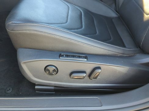 Certified 2021 Volkswagen Jetta SEL Premium image 14