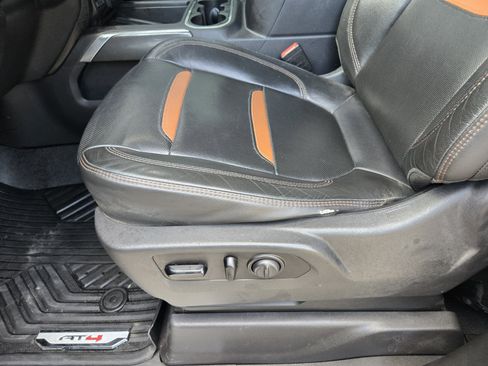 Used 2020 GMC Sierra 1500 AT4 w/ AT4 Premium Package image 18