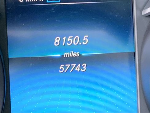 Certified 2021 Mercedes-Benz GLC 300 image 25